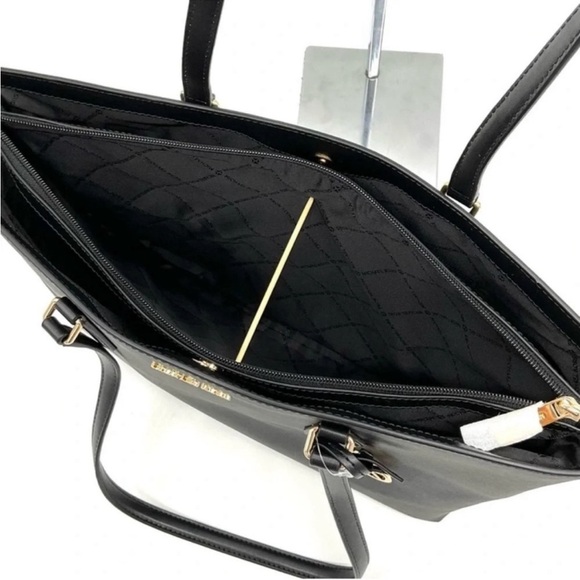 Michael Kors Bag Large Sheila Mf Tote Bag Black/Gold - Picture 10 of 11